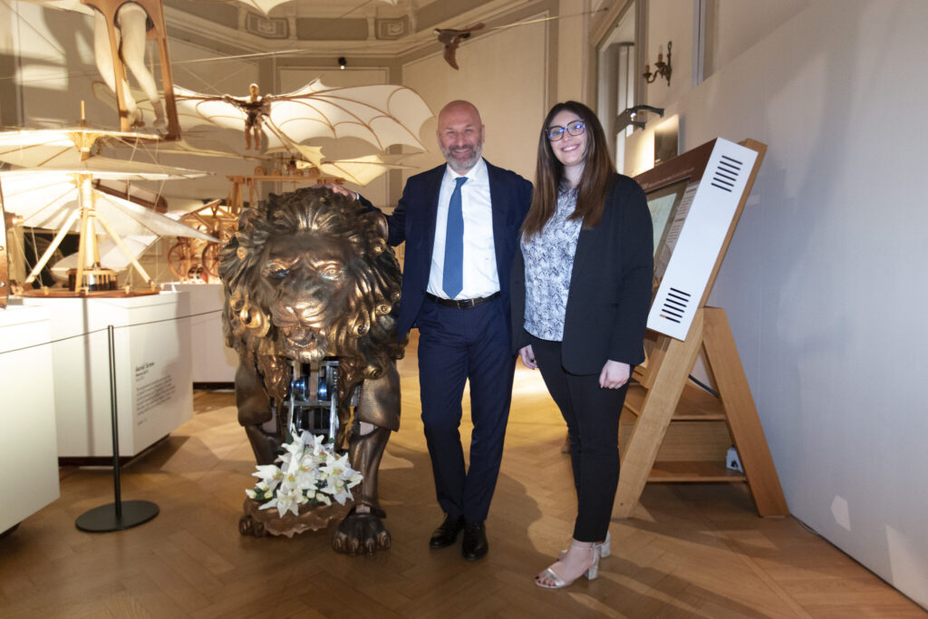 Andrea Crovini e Valentina Legrenzi alla presentazione del Leone meccanico di Leonardo Da Vinci